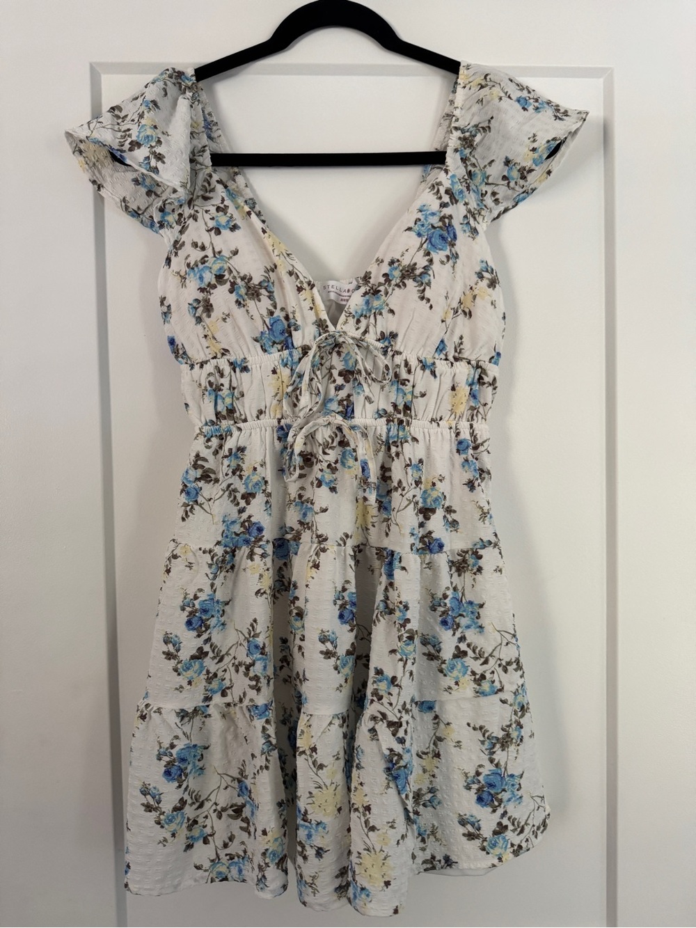 Stella Cruz Blue Floral Tiered Flutter Sleeve Mini Dress